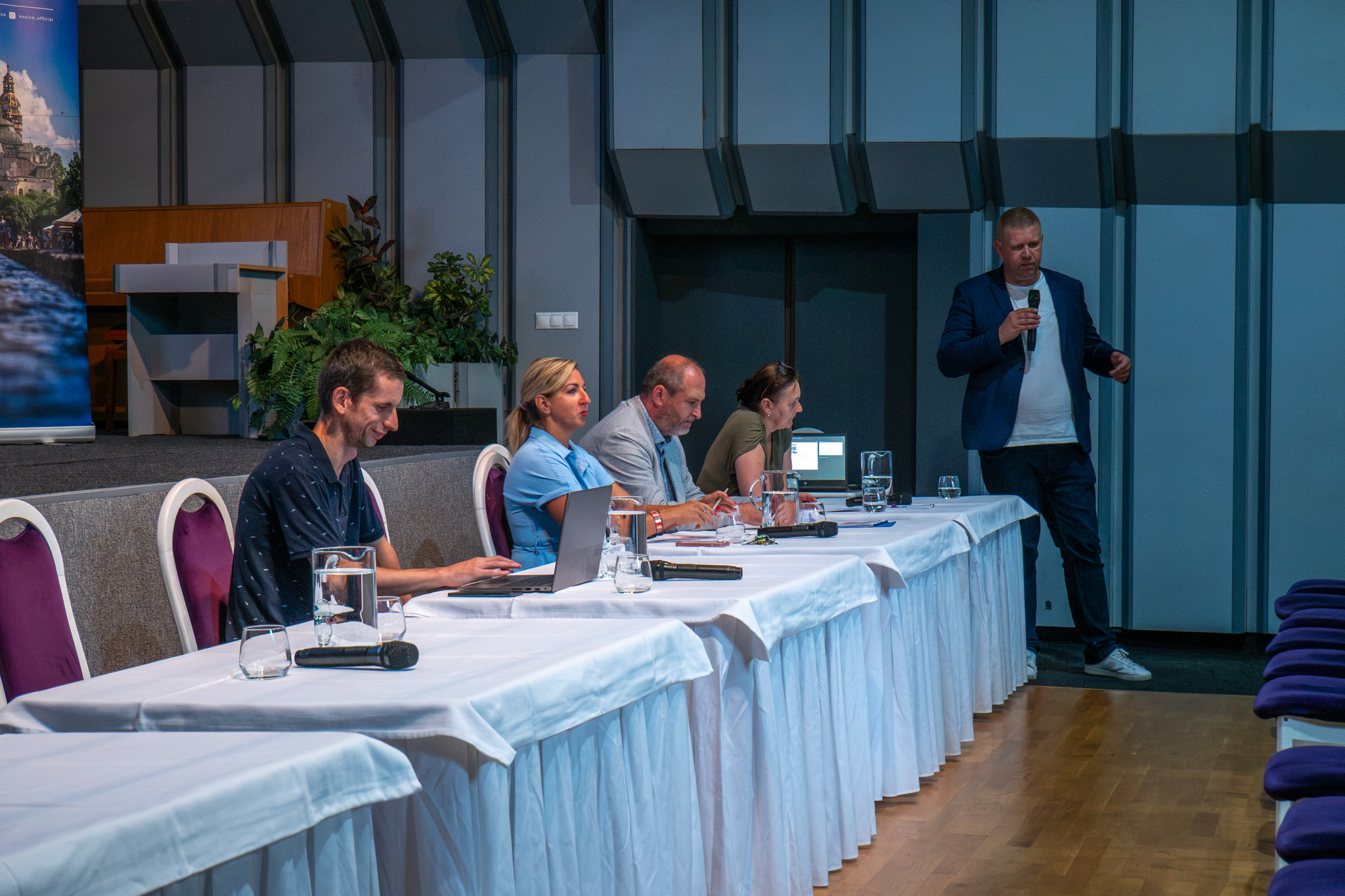 centrum Južan- Verejna diskusia-6.8.26